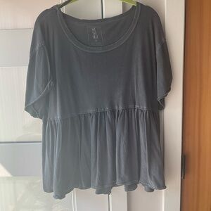 Free People / We The Free Medium flowy top